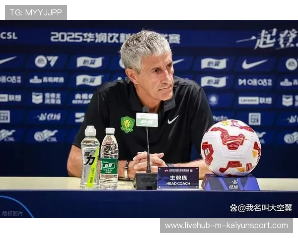 中国足球教练与俱乐部在战术创新上的角色协同，足球中国队教练是谁