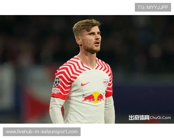 维尔纳替补登场完成禁区外远射,皮球击中立柱弹出 维尔纳替补登场完成禁区外远射,皮球击中立柱弹出